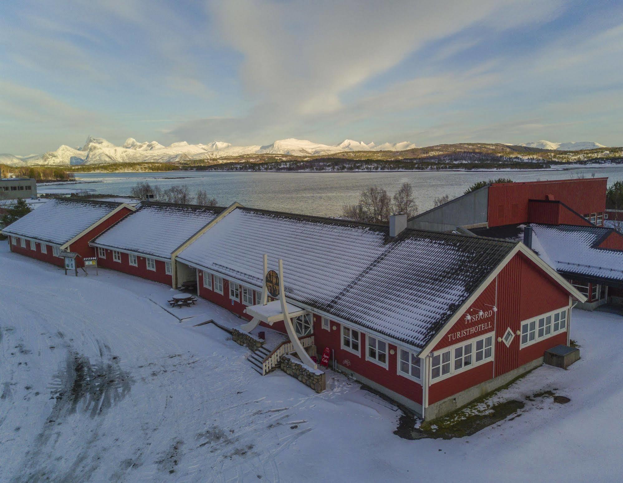 Tysfjord Hotel Storjord I Tysfjord Exterior photo